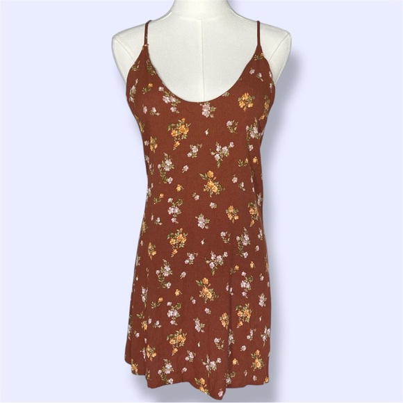 Reformation Dresses & Skirts - REFORMATION Ventura Floral Print Crepe Slip Mini Dress Brown